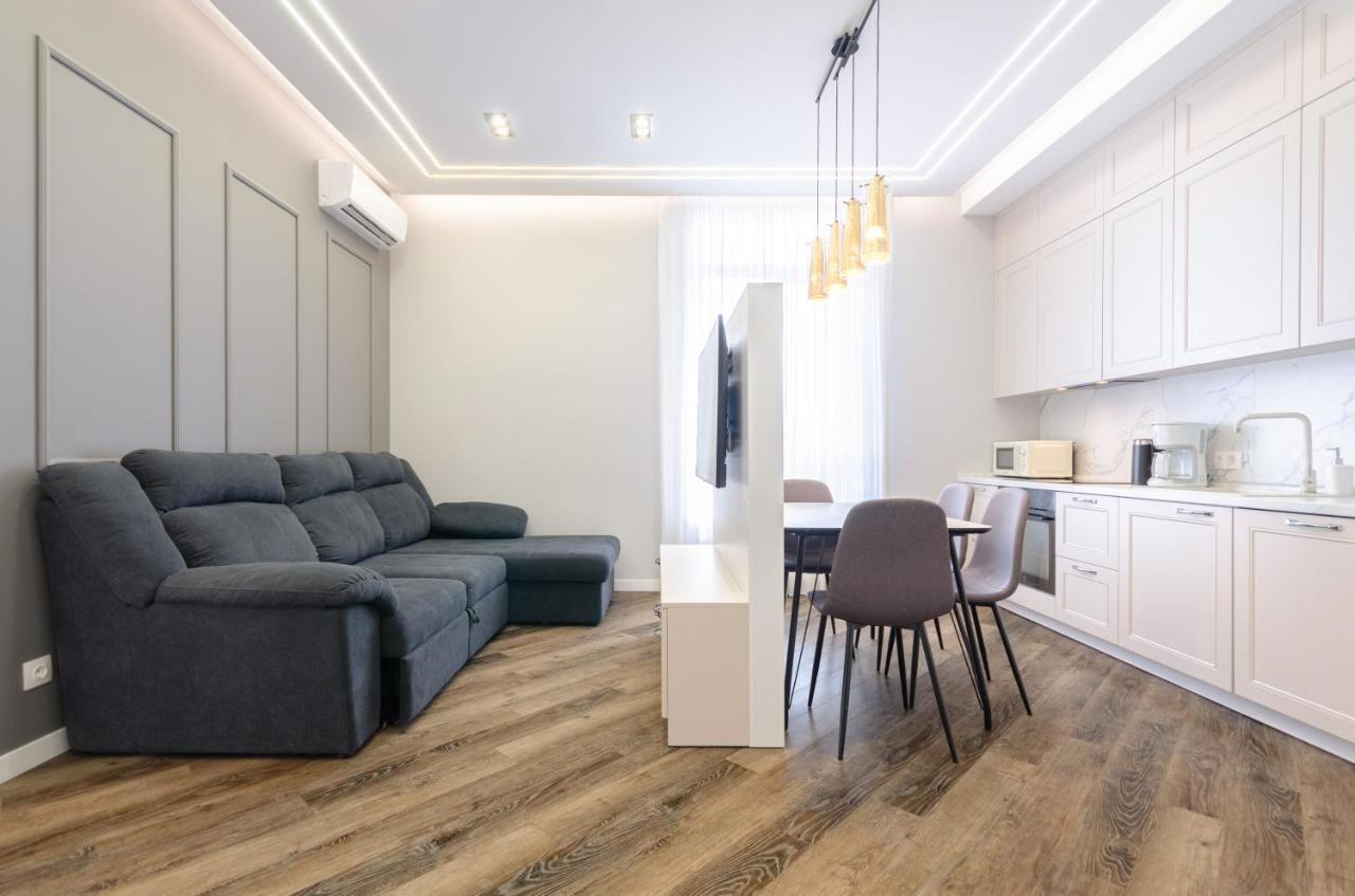 Petrovdom Ж38 In Luxury Apartments At 68 Zhylyanska Street,38 Perlyna Kyjev Exteriér fotografie
